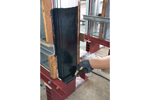 Application Example: Black Epoxy on Iron‑Core Surface